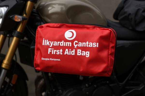 İlk Yardım Çantası TÜVTÜRK Uyumlu